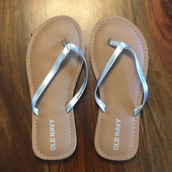 girls navy flip flops